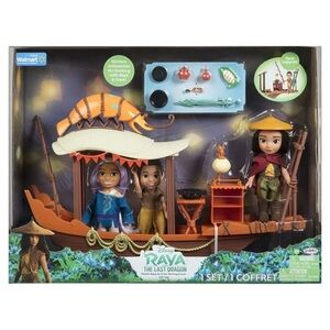 Disney Raya and The Last Dragon Petite Raya & Crew Shrimporium Gift Set Toy Boat